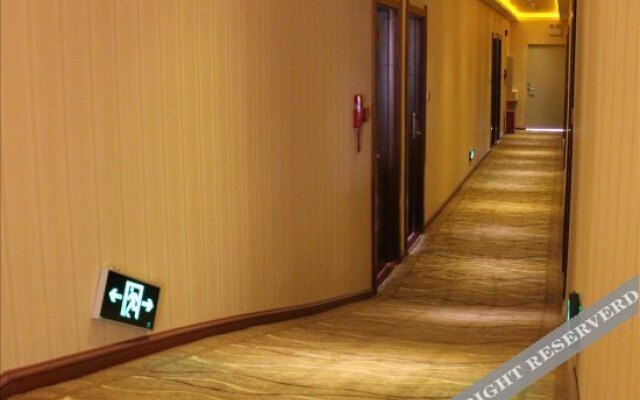 Yunyi Hotel