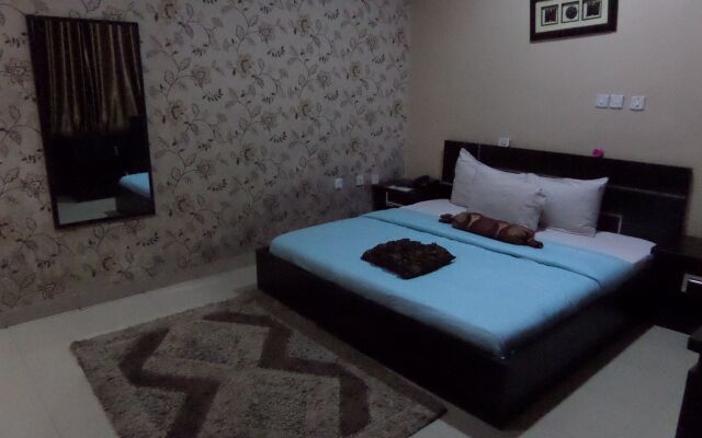 Alheri Suites