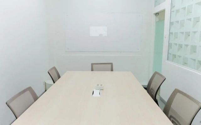Social Hub by TwoSpaces