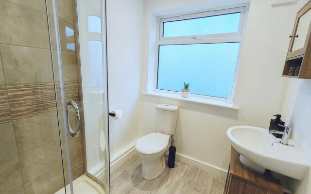 Stunning Modern Christchurch Town Centre Apartment