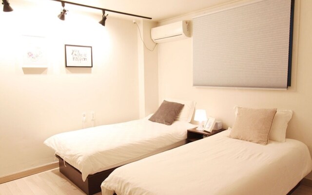 DK House