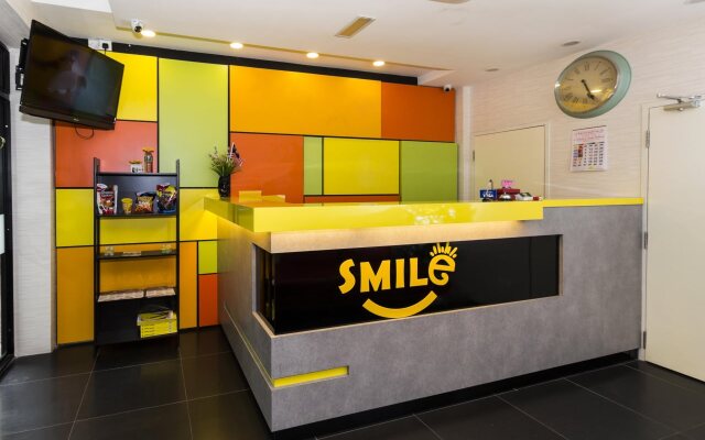 Smile Hotel Danau Kota