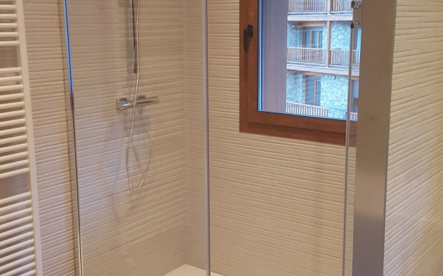 Ski Andorra Tarter Chalet Lodge