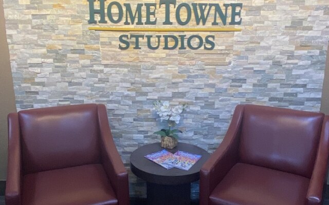 HomeTowne Studios by Red Roof Prattville