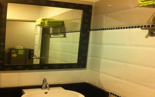 The River Residence Hotel