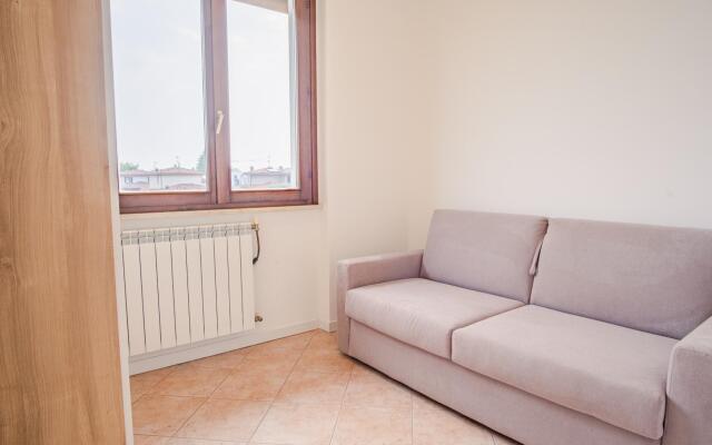 The House in the Vineyard - Italian Homing