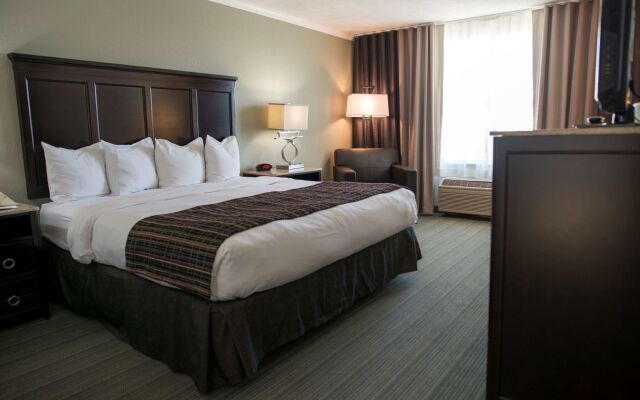 Country Inn & Suites by Radisson, Effingham, IL