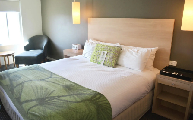 Saint Kilda Beach Hotel