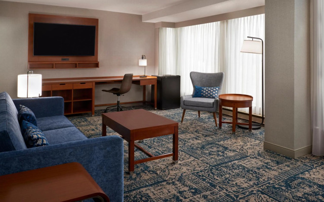 Four Points By Sheraton Gatineau-Ottawa
