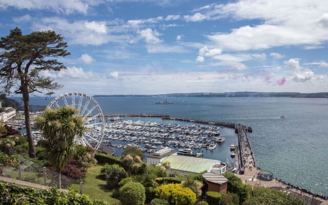 Beautiful Apartment in Torquay With Sea View