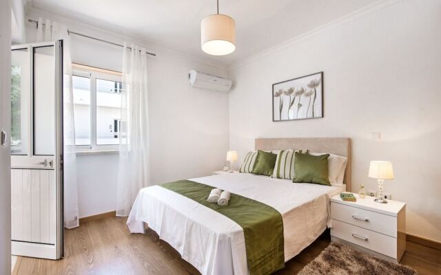 Santa Luzia Residence by MarsAlgarve