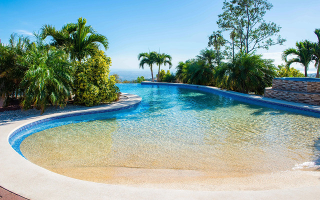 Vida Mountain Resort & Spa - Adults Only