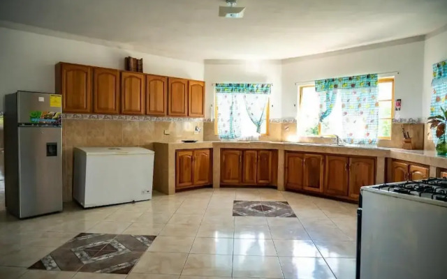 BurgAnn Villa