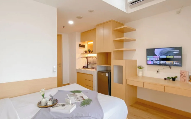 Wooden Accent Studio Apartment At Pollux Chadstone