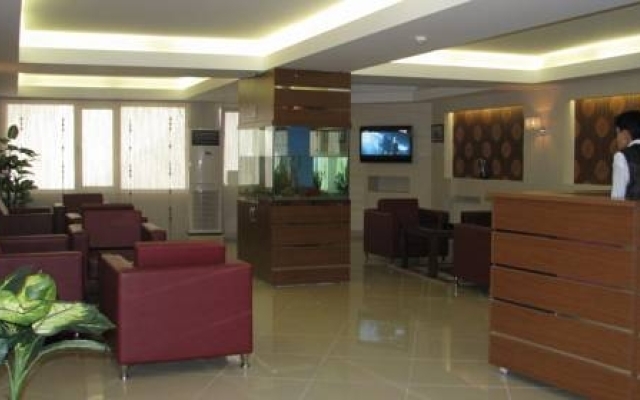 City Hotel