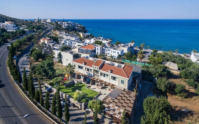 Dias Luxury Studios & Apartments