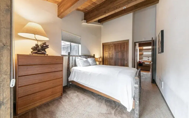 254 Bldg D 2 Bedroom Townhouse