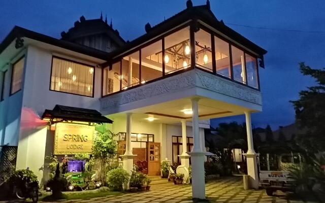 Spring Lodge Inle