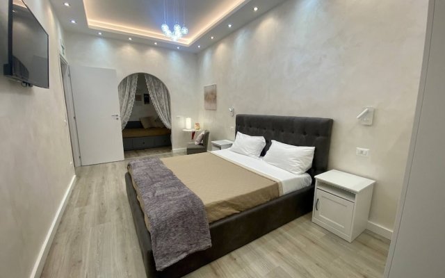 "apartment Near the Colosseum With Metro Line A a 2-minute Walk Away"