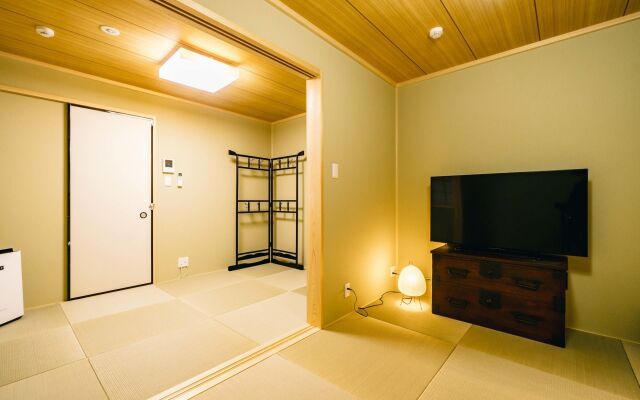 Miro Kujo Kawaramachi Tei