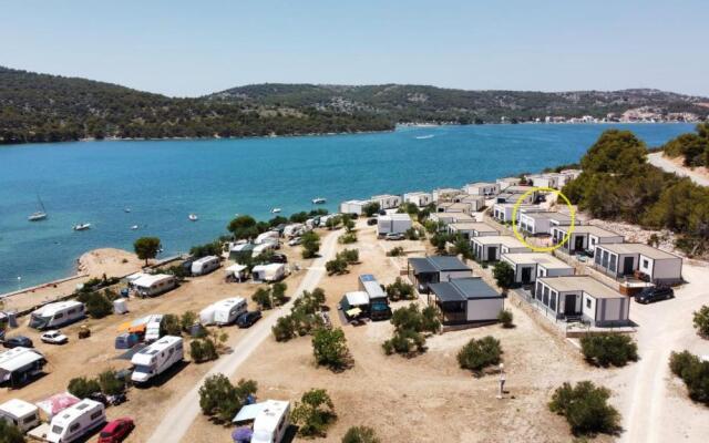 Mobilhome NaMore C4, Tisno