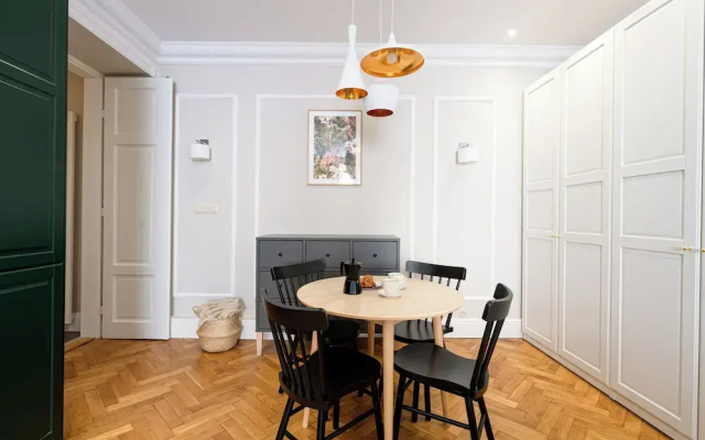 Native Apartments Nowowiejska 9 Deluxe