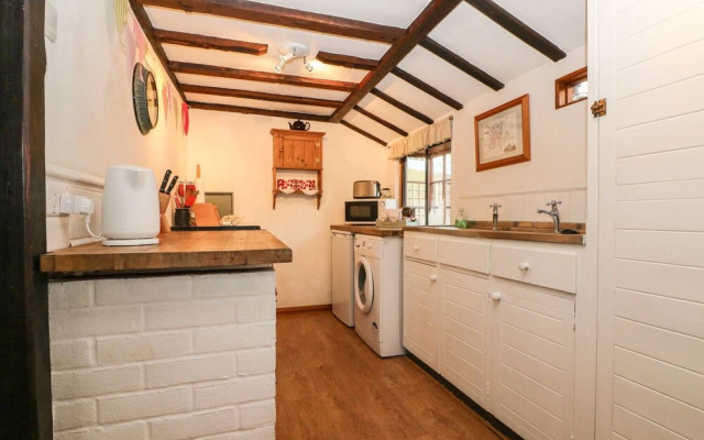Swanfield Cottage
