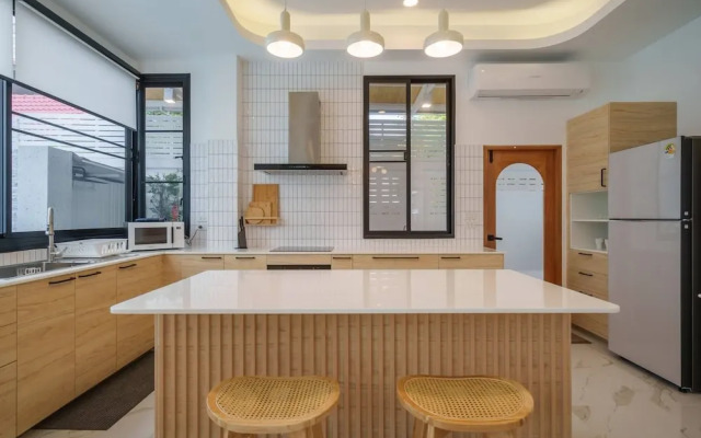Ayas Retreat - Muji Ekkamai Pool Villa With 4 Bedrooms