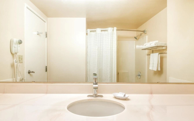 Tropicana Laughlin - A Caesars Rewards Destination