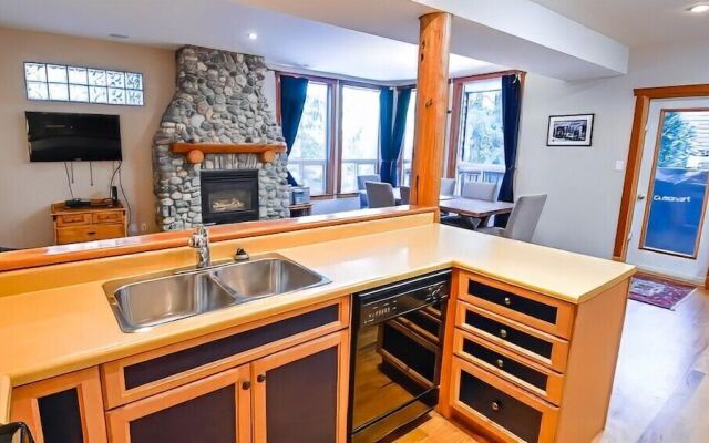 Polar Peak Lodges by Fernie Lodging CO