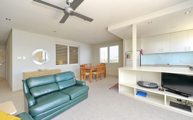 Del Rae Unit 12 - Shoal Bay