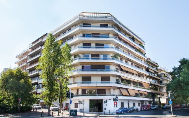 Luxurious Apartment in Athens Downtown