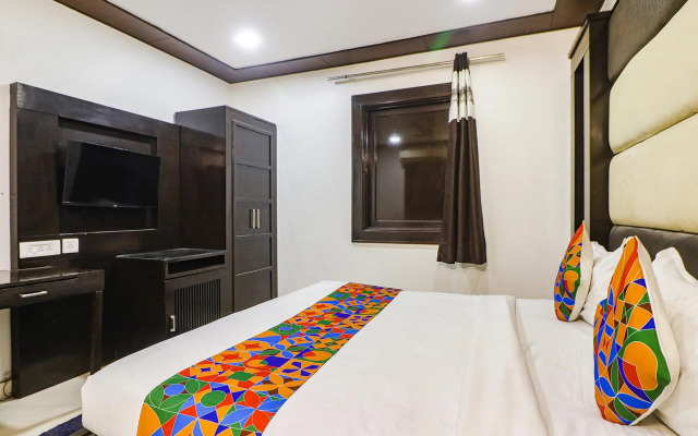 OYO Premium Rohini
