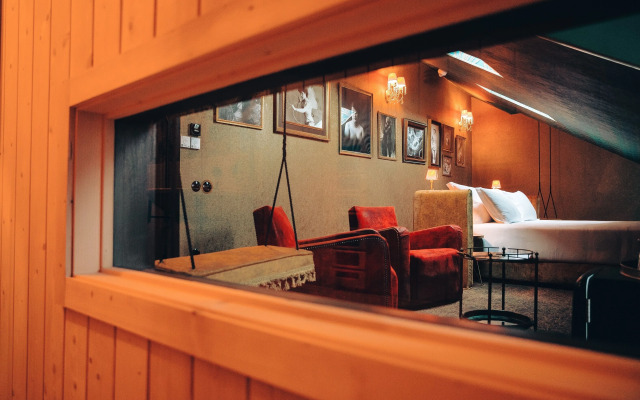 Pensão Amor Madam’s Lodge