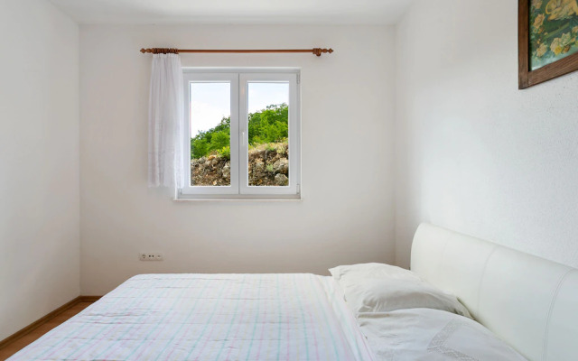 Home Near Red Lake in Ricice