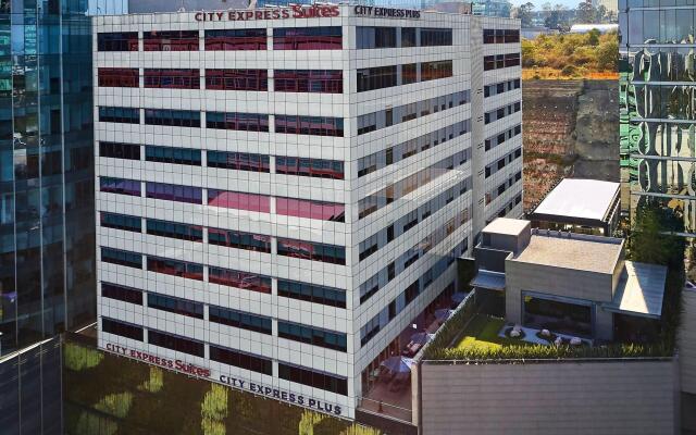 City Express Plus by Marriott Ciudad de México Santa Fe