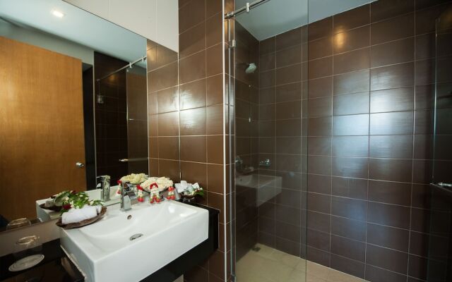 Grand Nai Harn Suites