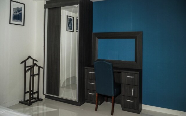 New Nordic Club 2 by Apartwell