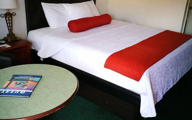 Merida Inn and Suites