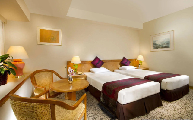 Regal Riverside Hotel