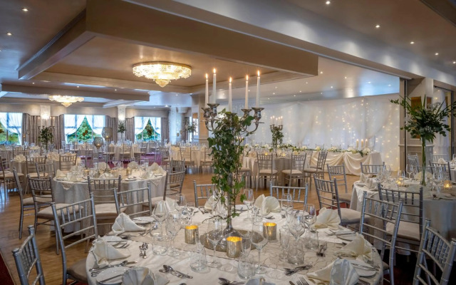 Falls Hotel & Spa