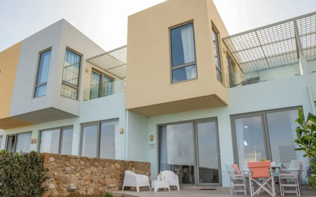 Pink Rose Beachfront Villa