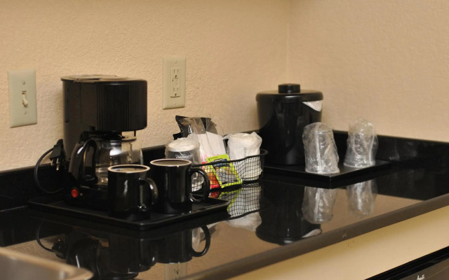 Atrium Hotel and Suites DFW Airport South