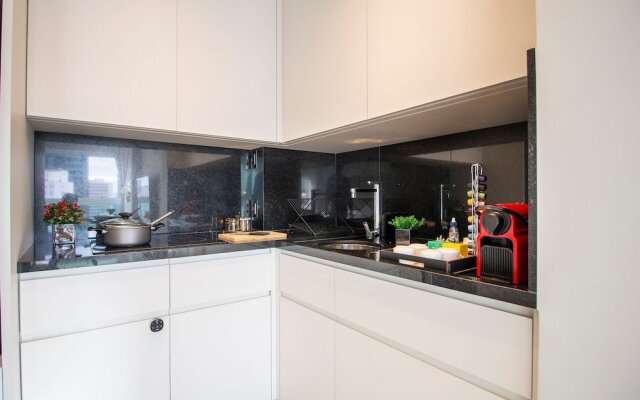 Apartamento em Pinheiros com Piscina