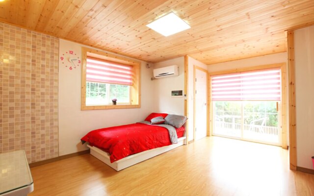 Hongcheon Valley View Pension