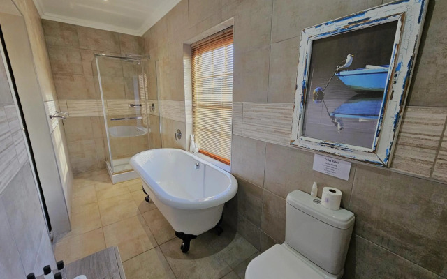 Adderley House Guest Accommodation