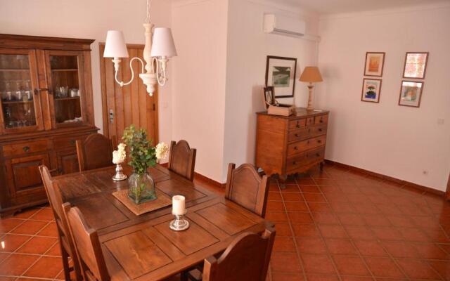 Break Holidays House