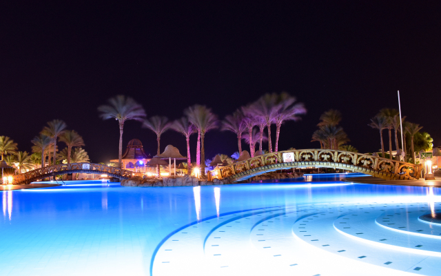 Parrotel Beach Resort