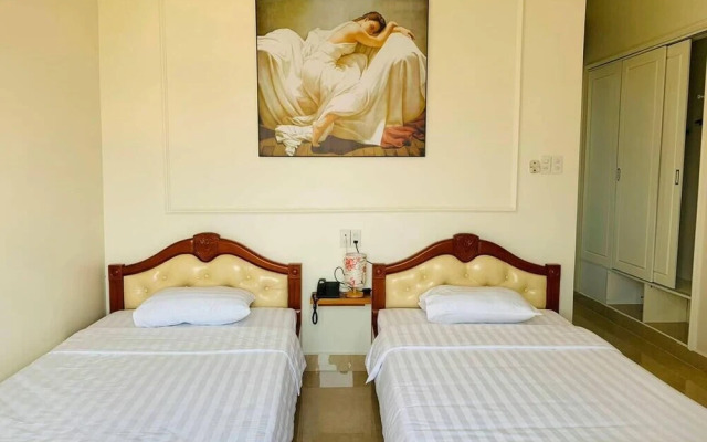 Elisa Hotel