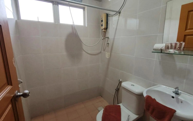 Virgo Batik Resort Teluk Batik Lumut